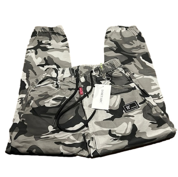 Loktarc Other - LOKTARC Camo pants. Size 140 (7-8 years). NWT